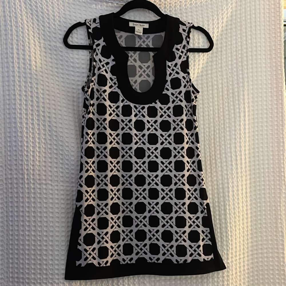 White House Black Market tunic